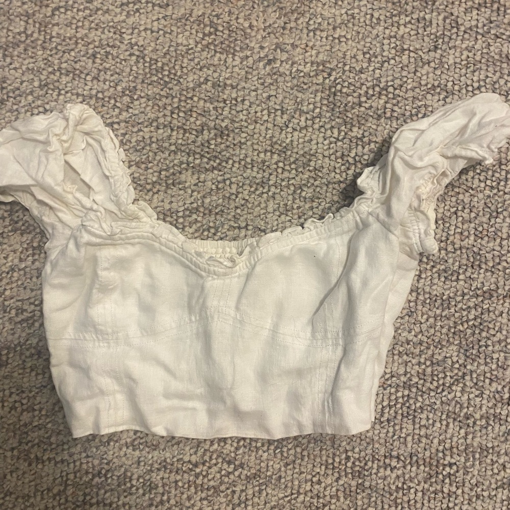 Wilfred Cream Ruffled Crop Top